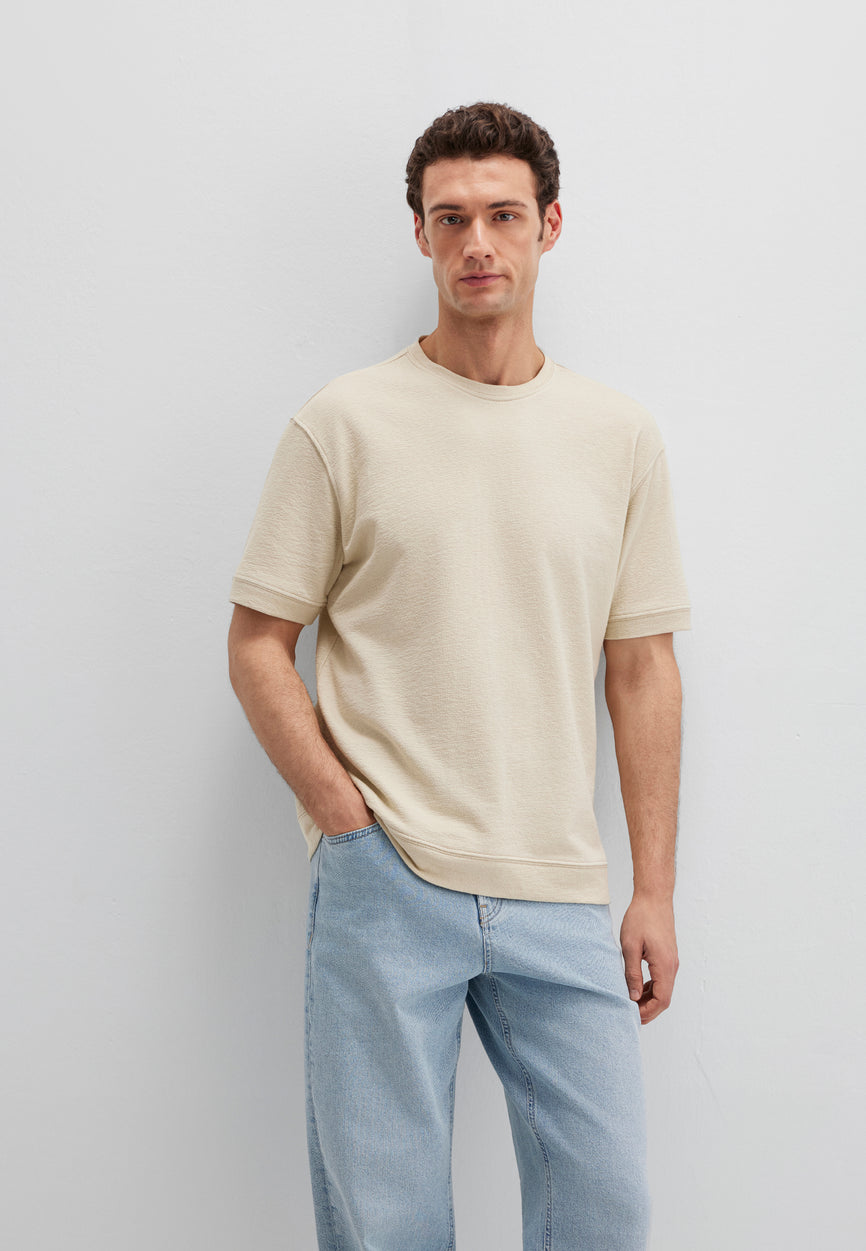 KOSZULKA Z KRÓTKIM RĘKAWEM | Premium T-shirt ze strukturą 