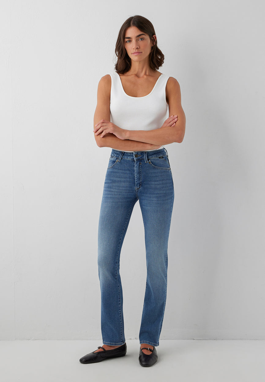 KENDRA | Mid-rise, Straight Leg