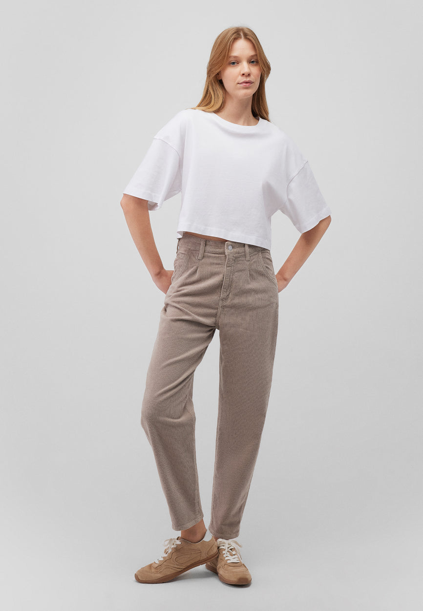 LAURA | High-Rise, Pleated Baggy Jeans