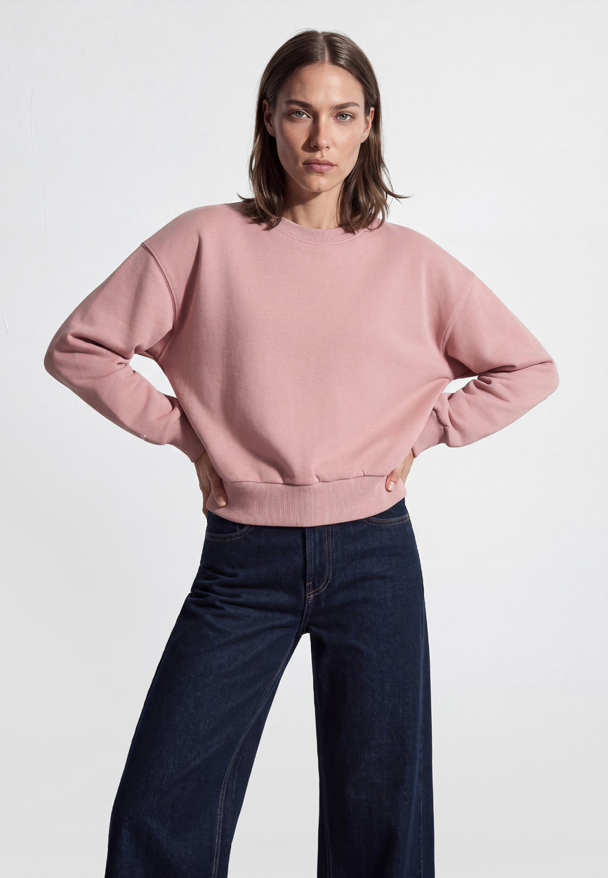 CREW NECK SWEATSHIRT | Sweatshirt mit kleiner Stickerei